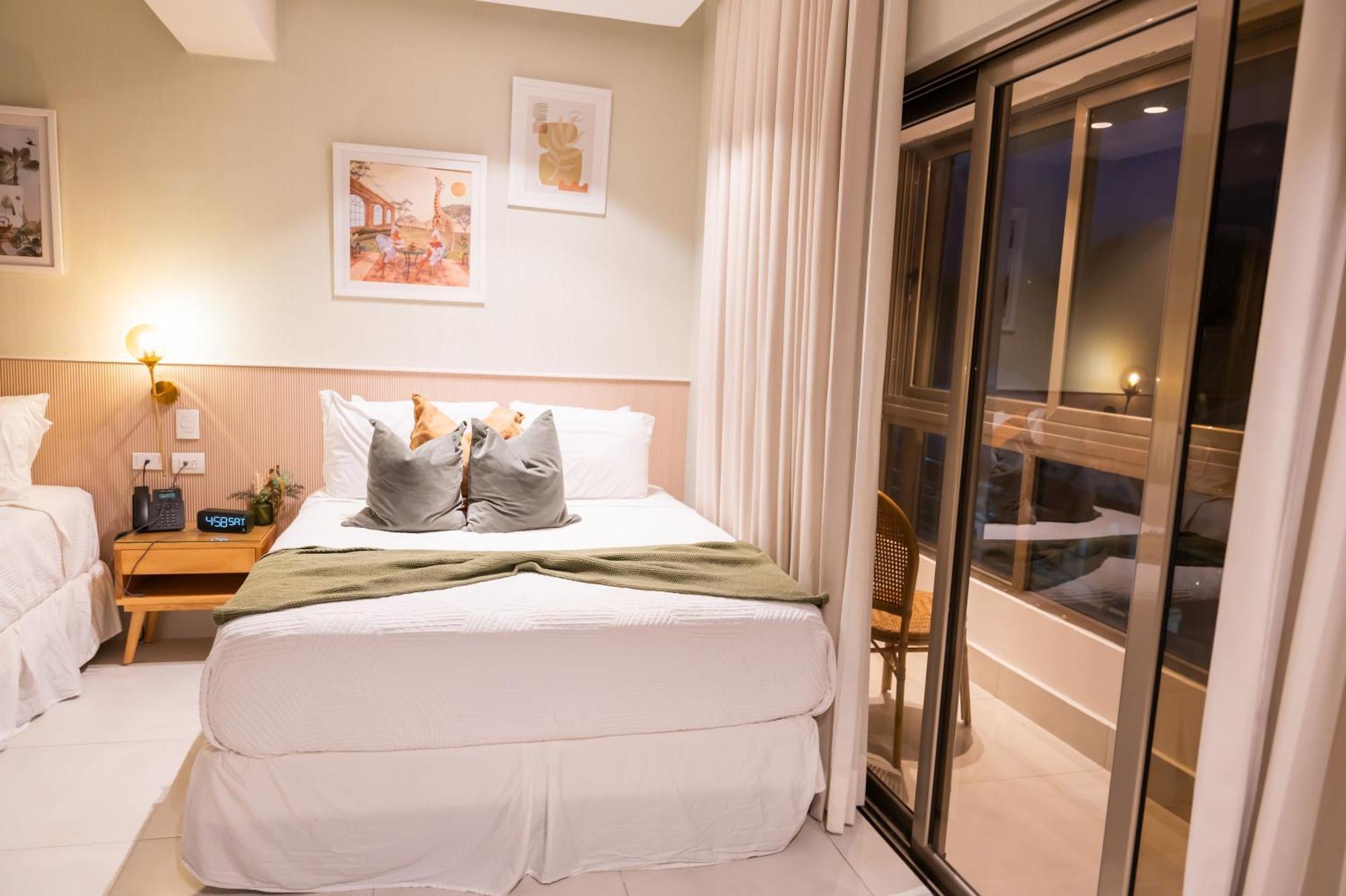 Hotel Stay Here Suites Санто-Доминго Экстерьер фото