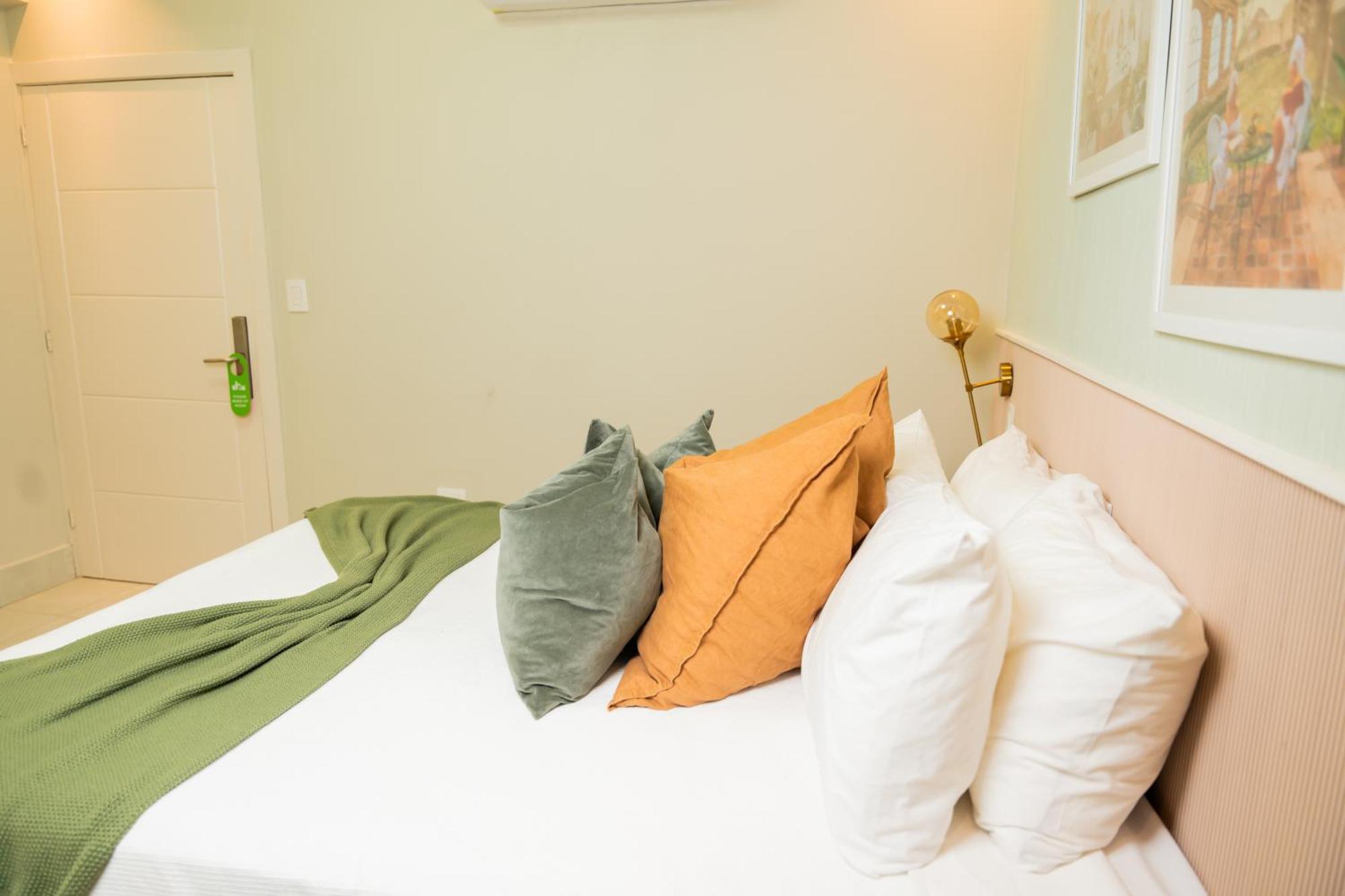 Hotel Stay Here Suites Санто-Доминго Экстерьер фото