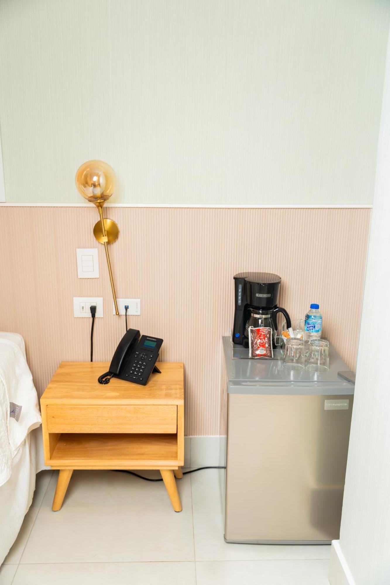 Hotel Stay Here Suites Санто-Доминго Экстерьер фото