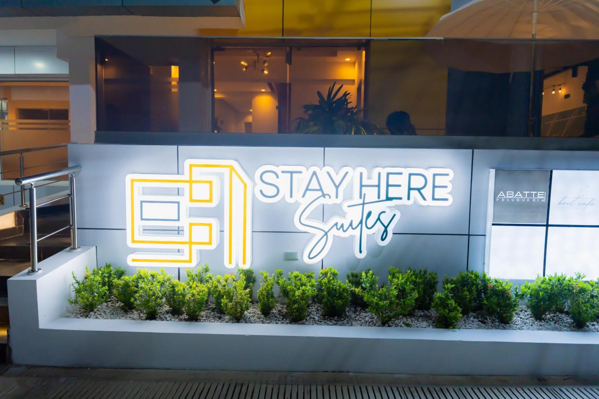 Hotel Stay Here Suites Санто-Доминго Экстерьер фото
