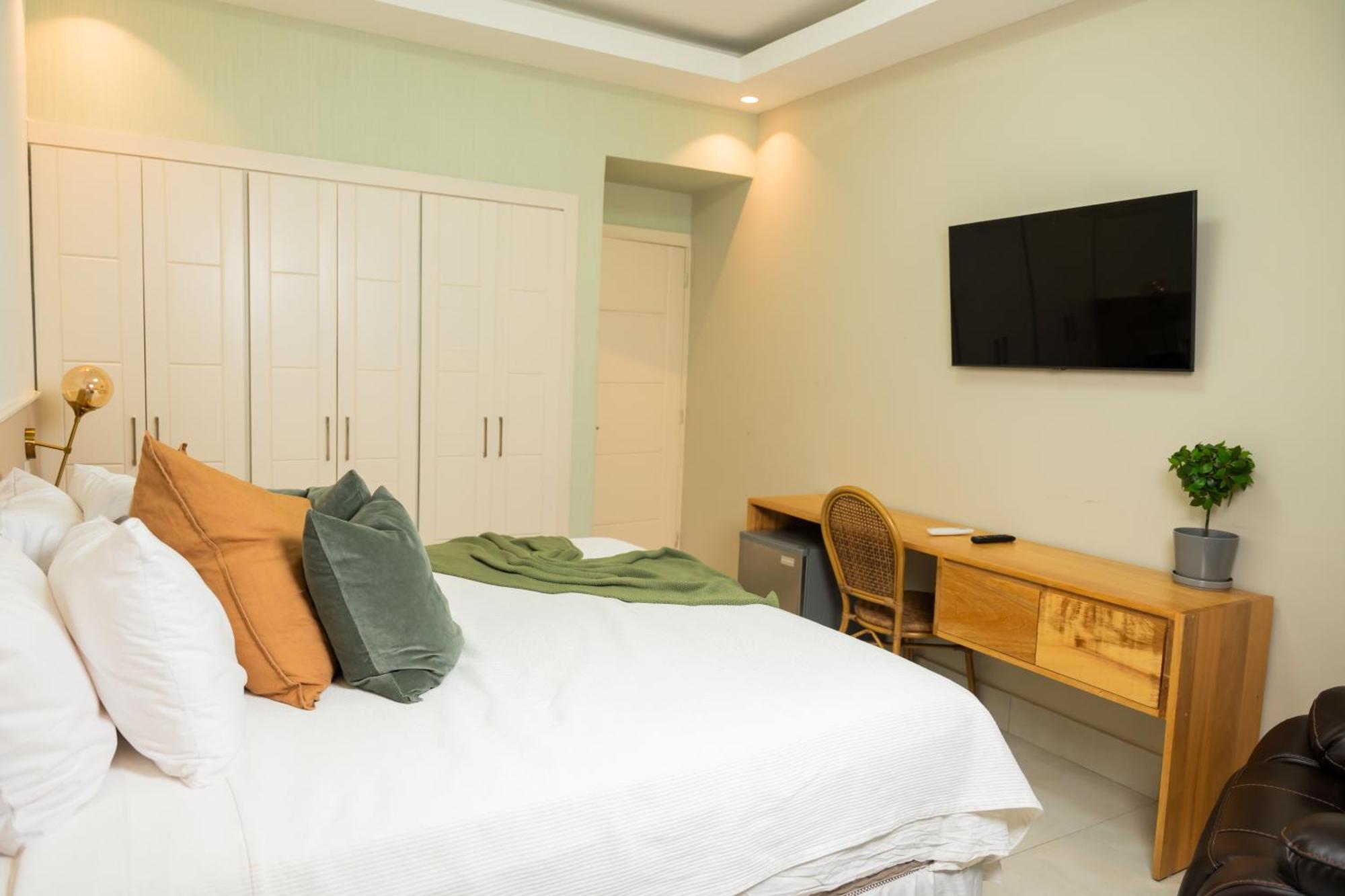 Hotel Stay Here Suites Санто-Доминго Экстерьер фото